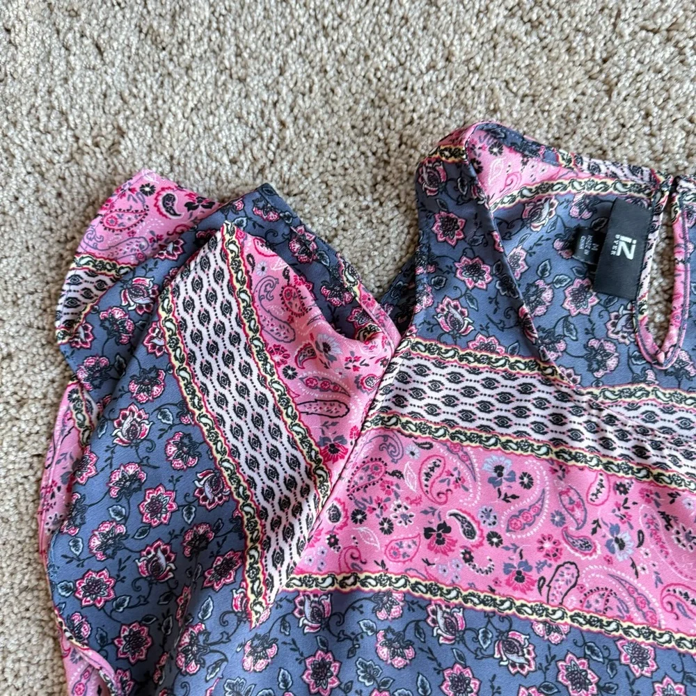 Iz‎ Byer Womems Pink and Blue Floral Paisley Print Cold Shoulder Size M Blouse